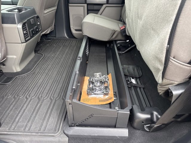 Certified 2022 Ford F350 XLT w/ XLT Premium Package image 10