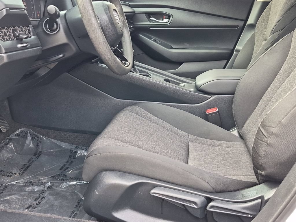 Used 2025 Honda Accord LX image 18