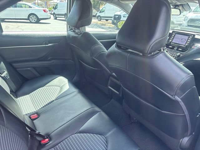 Used 2021 Toyota Camry SE FWD image 10