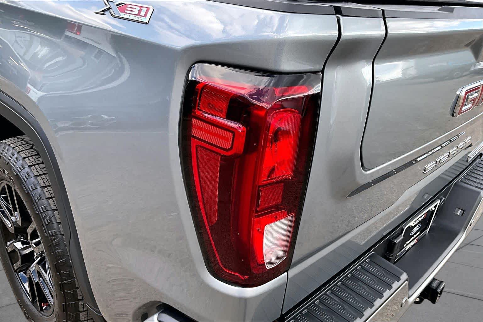 Used 2026 GMC Sierra 1500 Elevation AWD/4WD image 28