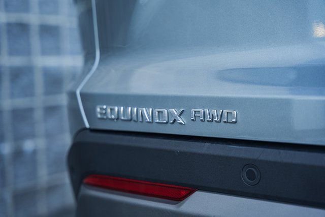Used 2025 Chevrolet Equinox LT image 10