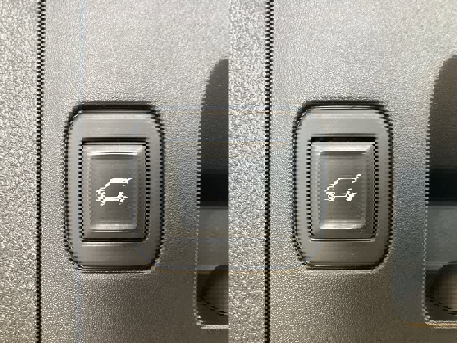 Used 2023 Cadillac XT4 Sport image 30