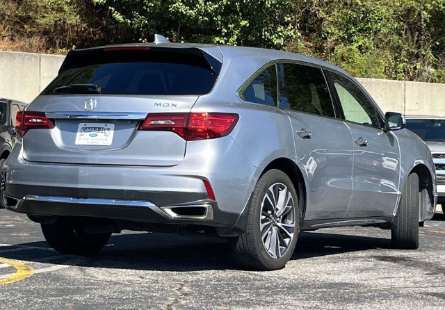 Used 2020 Acura MDX w/ Technology Package FWD image 3