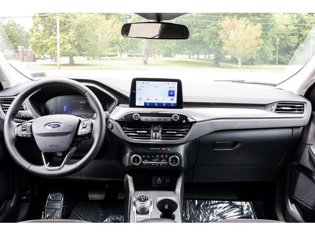 Certified 2024 Ford Escape Active AWD/4WD image 13