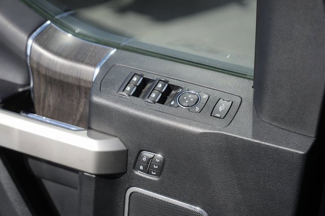 Certified 2020 Ford F350 Lariat w/ Lariat Ultimate Package image 29