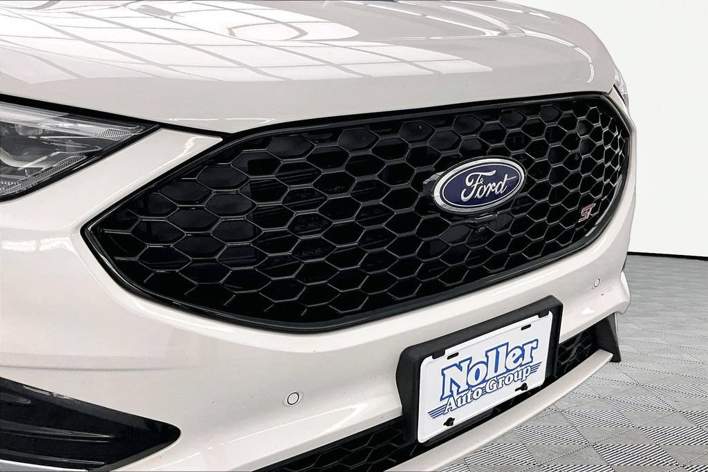 Certified 2020 Ford Edge ST w/ Equipment Group 401A AWD/4WD image 28