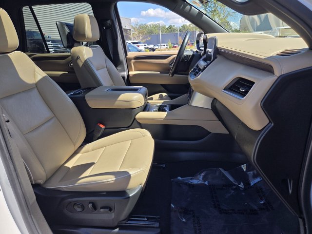 Used 2023 Chevrolet Tahoe Premier w/ Advanced Technology Package RWD image 20