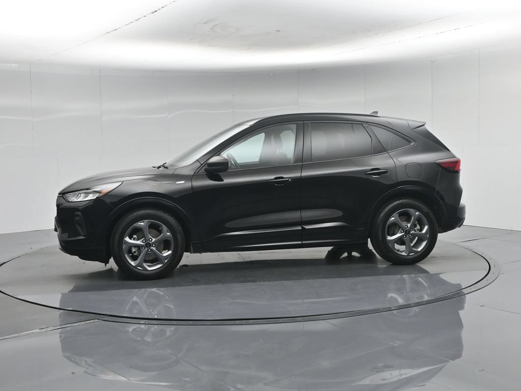 Certified 2023 Ford Escape ST-Line w/ Tech Pack #1 FWD image 31