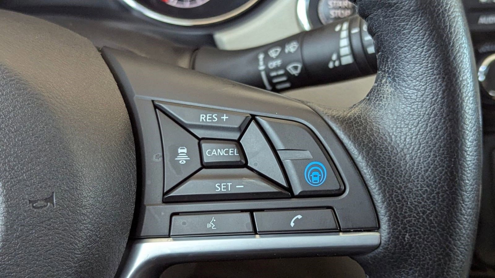 Used 2022 Nissan Rogue Sport SV w/ Technology Package image 23