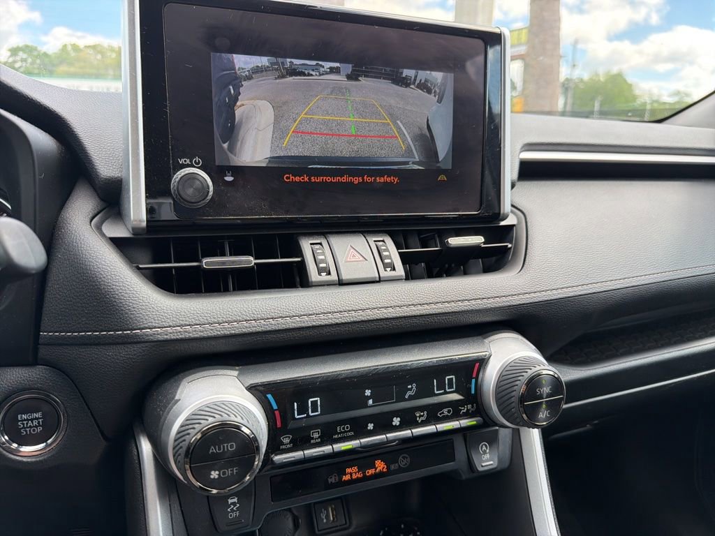 Used 2023 Toyota RAV4 XLE Premium FWD image 7