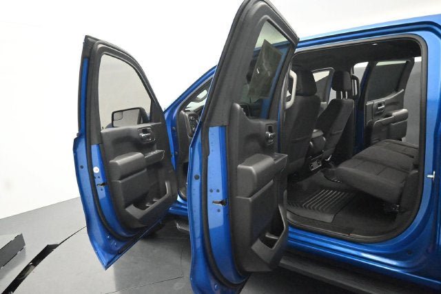Used 2022 Chevrolet Silverado 1500 Custom w/ LPO, Dark Essentials Package AWD/4WD image 23