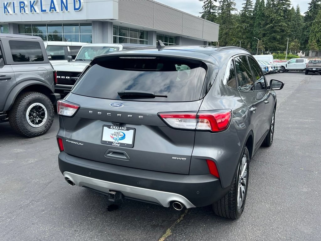 Certified 2022 Ford Escape Titanium w/ Class II Trailer Tow Package AWD/4WD image 7