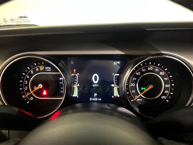 Used 2022 Jeep Gladiator Sport AWD/4WD image 16