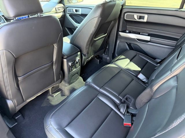 Certified 2022 Ford Explorer XLT w/ Equipment Group 202A image 21