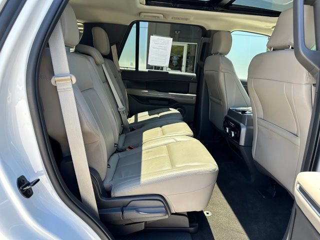 Certified 2020 Ford Expedition XLT w/ Equipment Group 202A AWD/4WD image 50