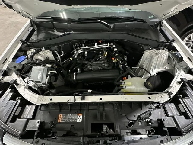 Certified 2025 Ford Explorer Active w/ Active Comfort Package AWD/4WD image 22