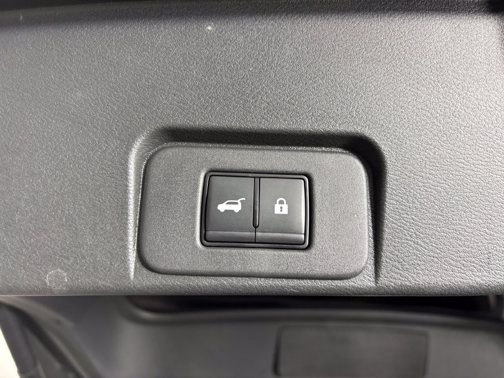 Used 2023 Nissan Rogue SV w/ SV Premium B Package FWD image 32