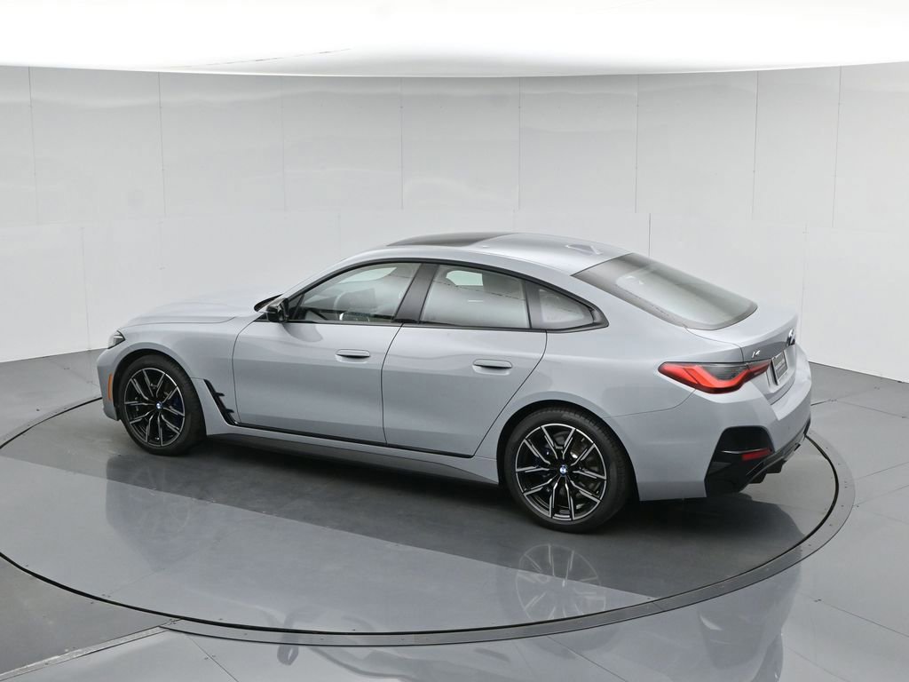 Used 2025 BMW i4 eDrive40 w/ M Sport Package image 19