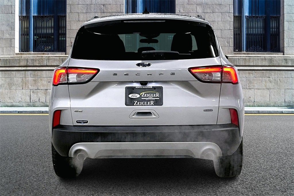 Certified 2020 Ford Escape SE Sport image 4