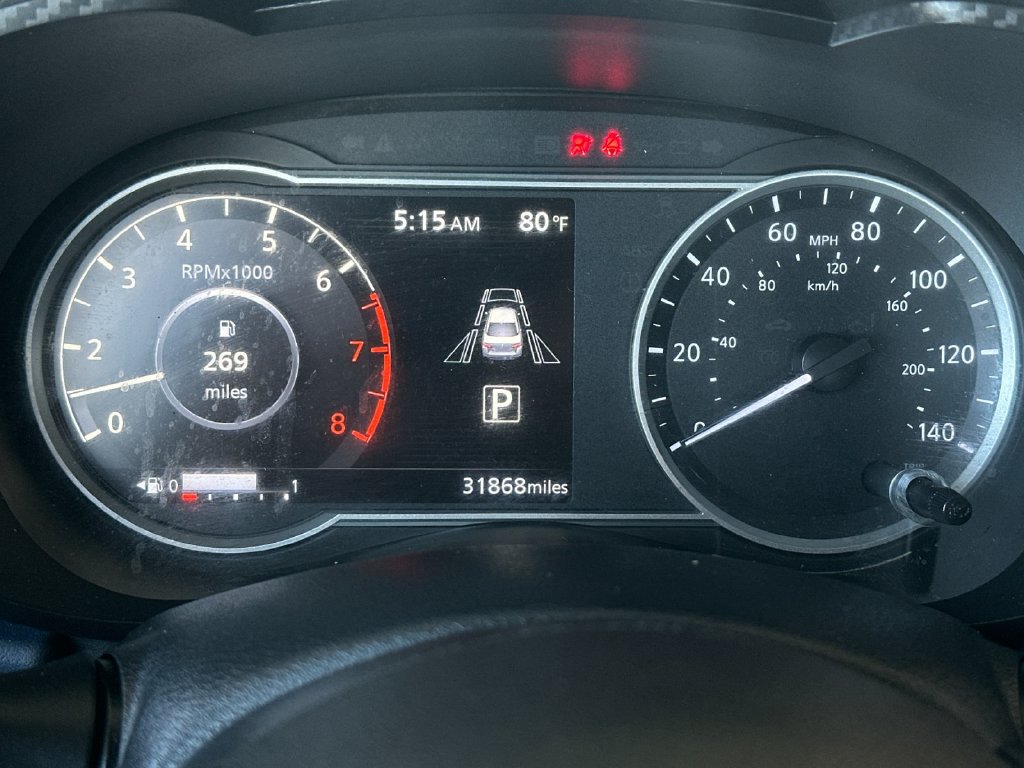 Used 2023 Nissan Versa SV FWD image 24