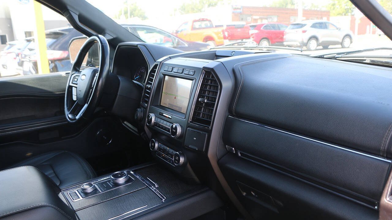 Certified 2020 Ford Expedition Max Limited w/ Special Edition Package AWD/4WD image 37