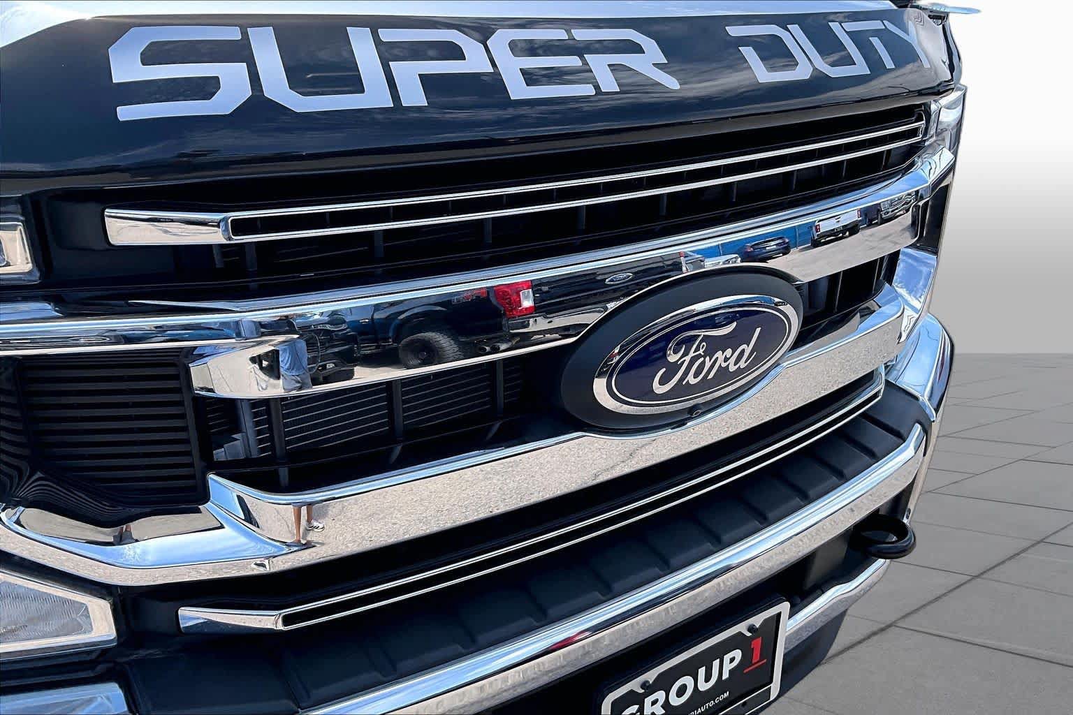 Certified 2022 Ford F250 4x4 Crew Cab Super Duty image 29