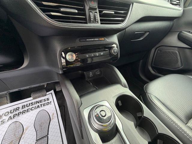 Certified 2025 Ford Escape Platinum AWD/4WD image 34