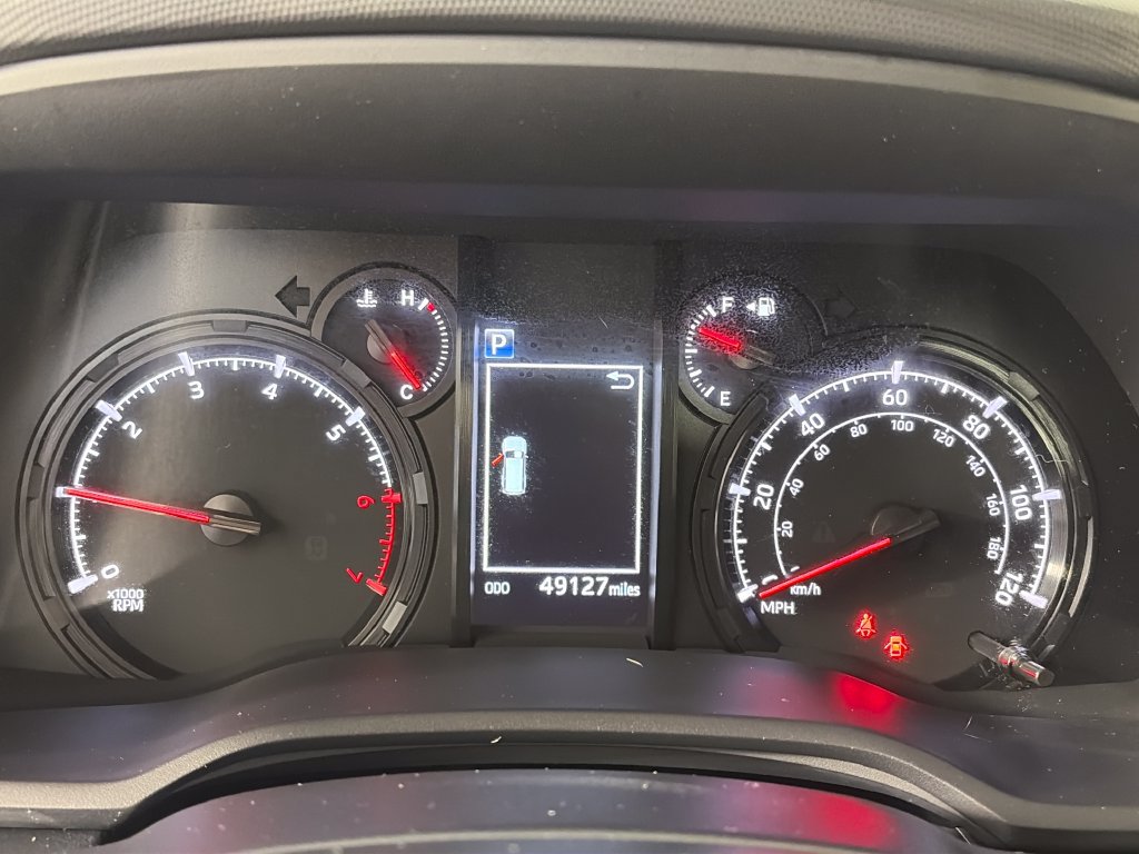 Used 2022 Toyota 4Runner SR5 AWD/4WD image 15