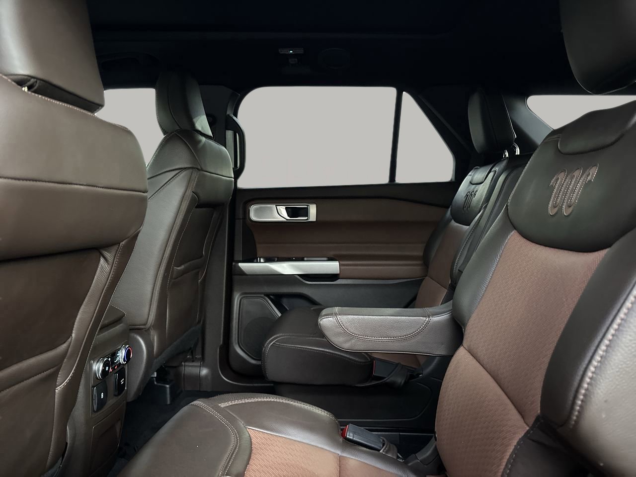 Certified 2024 Ford Explorer King Ranch w/ Technology Package image 18