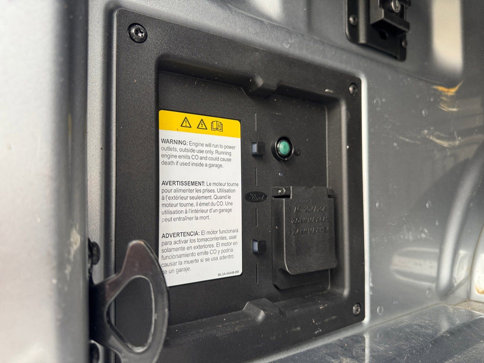 Certified 2022 Ford F150 XLT w/ Equipment Group 302A High image 19