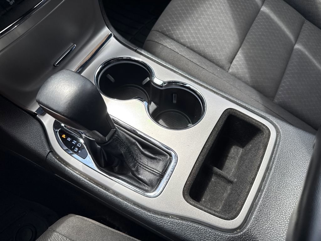 Used 2018 Jeep Grand Cherokee Laredo image 21