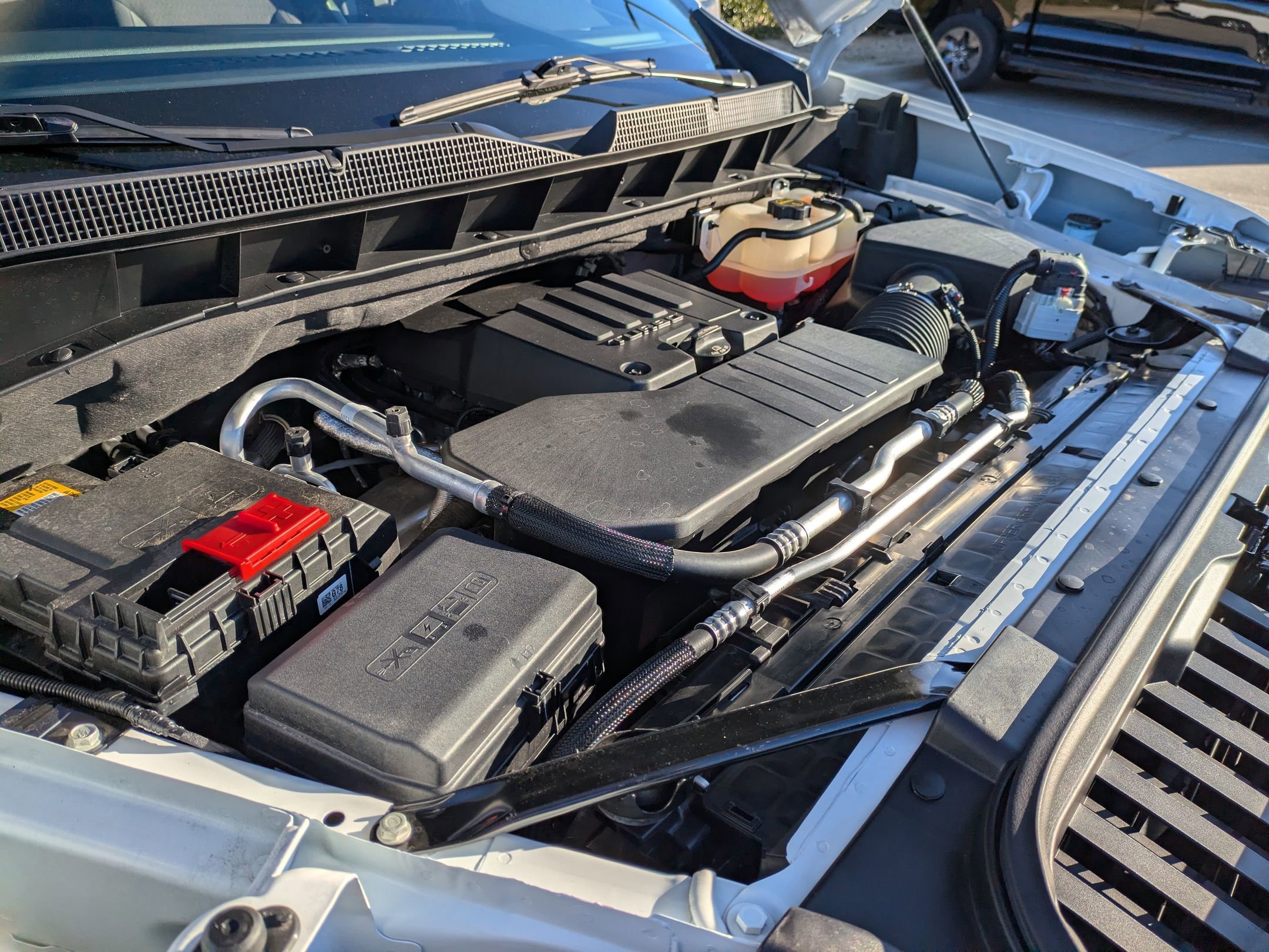 Used 2024 Chevrolet Silverado 1500 LT image 42