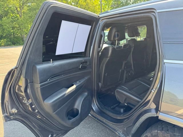 Used 2020 Jeep Grand Cherokee Overland AWD/4WD image 15