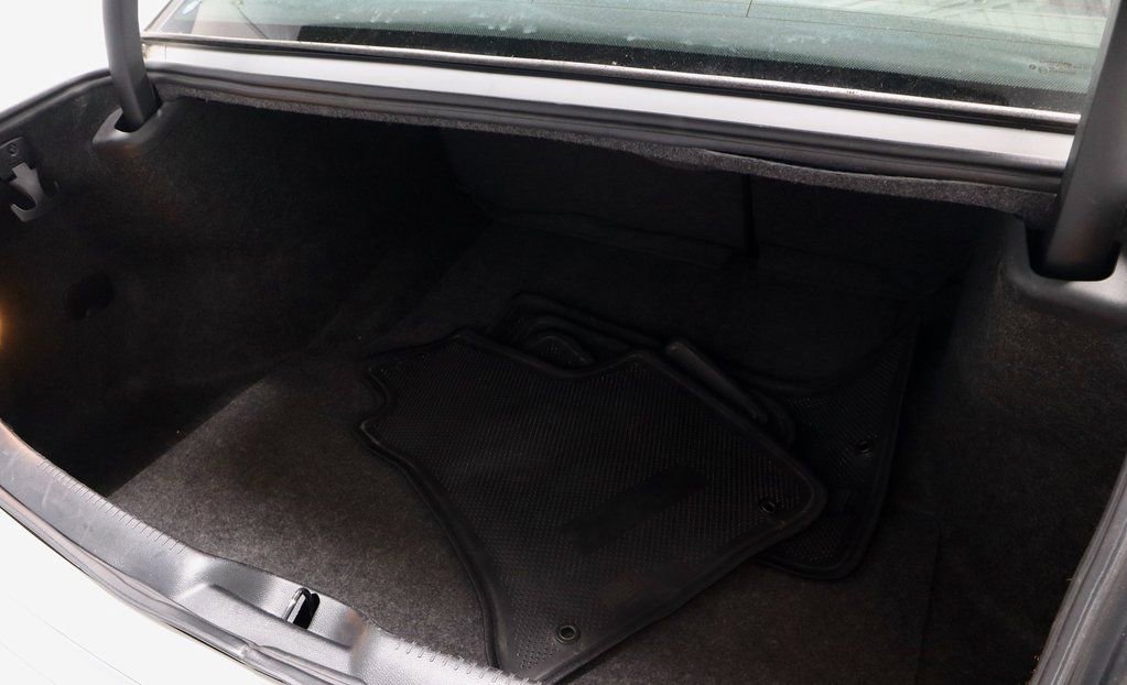 Used 2022 Chrysler 300 Touring image 15
