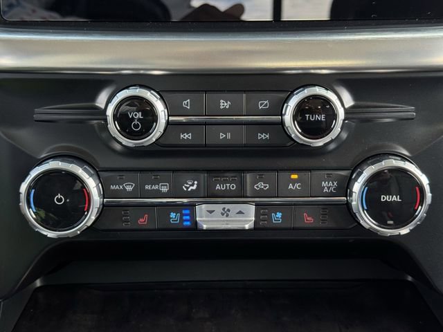 Certified 2023 Ford F150 Lariat w/ Equipment Group 502A High AWD/4WD image 19