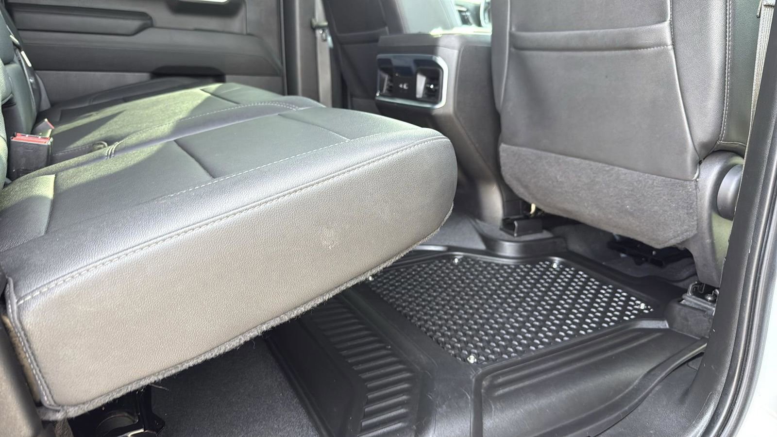 Used 2022 GMC Sierra 1500 Elevation w/ Elevation Premium Package image 27