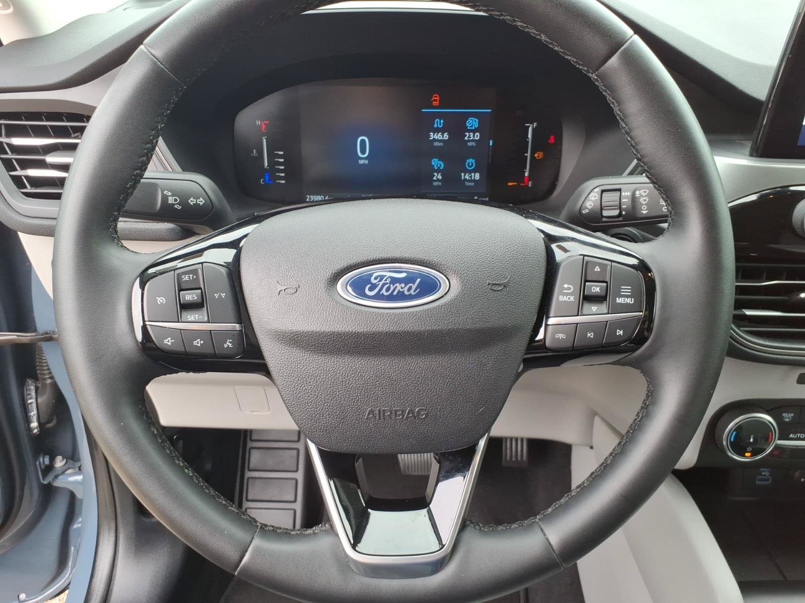 Certified 2023 Ford Escape Active AWD/4WD image 19