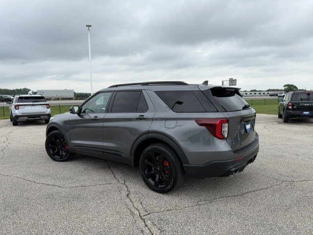 Certified 2023 Ford Explorer ST w/ Equipment Group 401A AWD/4WD image 7