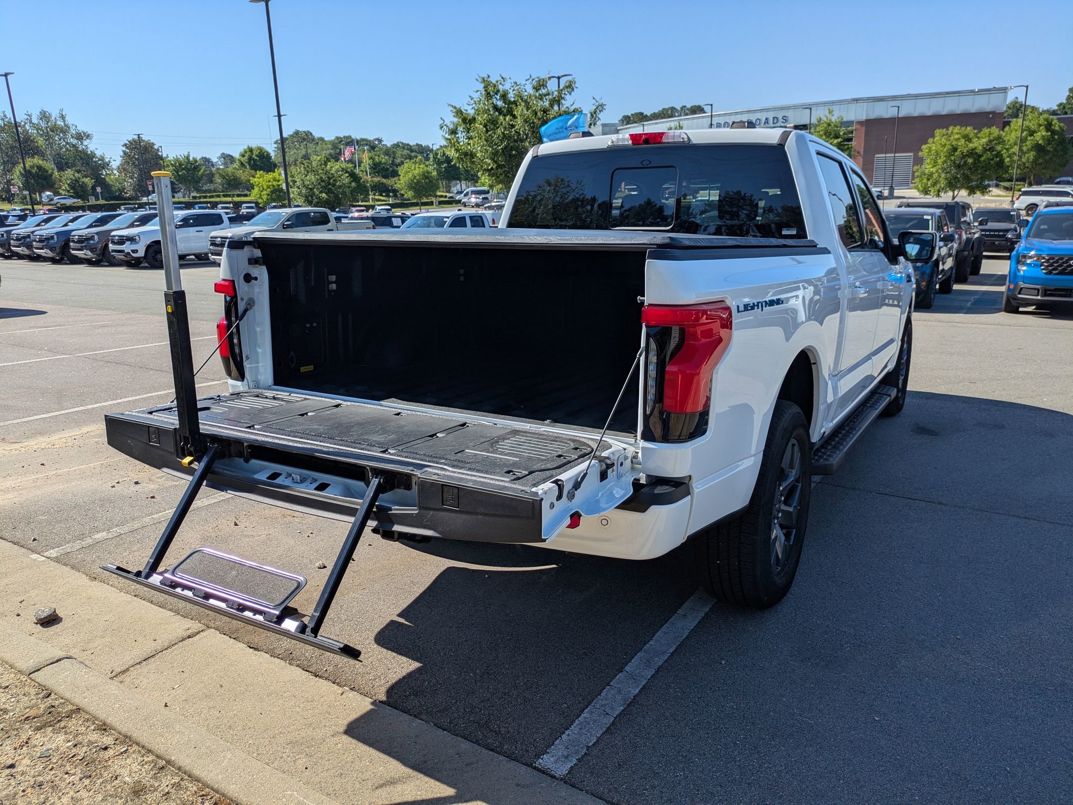 Certified 2025 Ford F150 Lightning Lariat AWD/4WD image 38