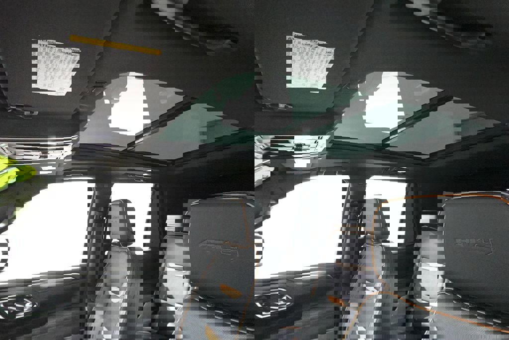 Used 2024 GMC Yukon AT4 w/ Technology Package image 13