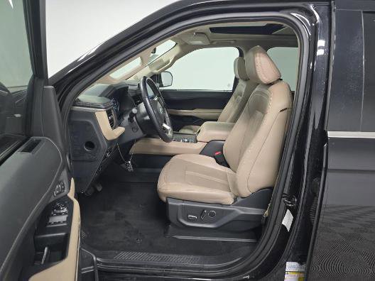 Certified 2024 Ford Expedition Max Limited image 4