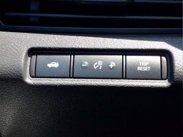 Used 2024 Nissan Altima 2.5 SV FWD image 27