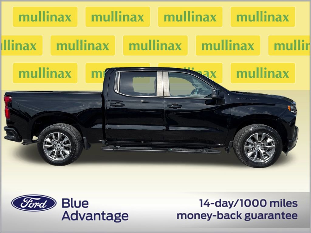 Used 2022 Chevrolet Silverado 1500 RST w/ Convenience Package II image 2