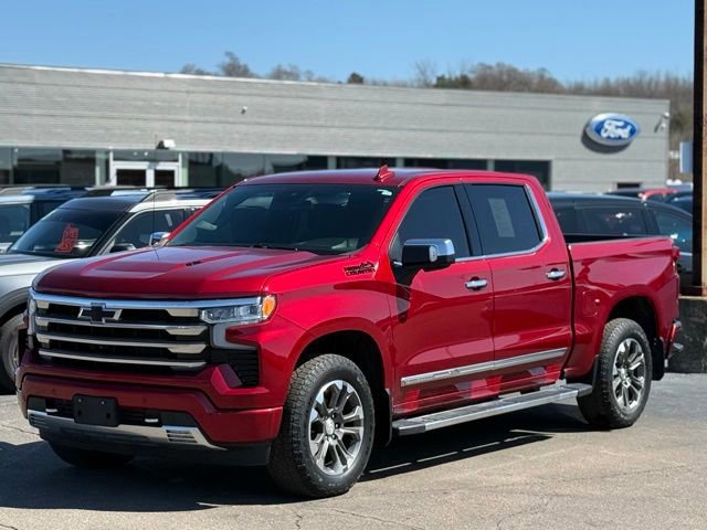 Used 2023 Chevrolet Silverado 1500 High Country w/ Z71 Off-Road Package image 3