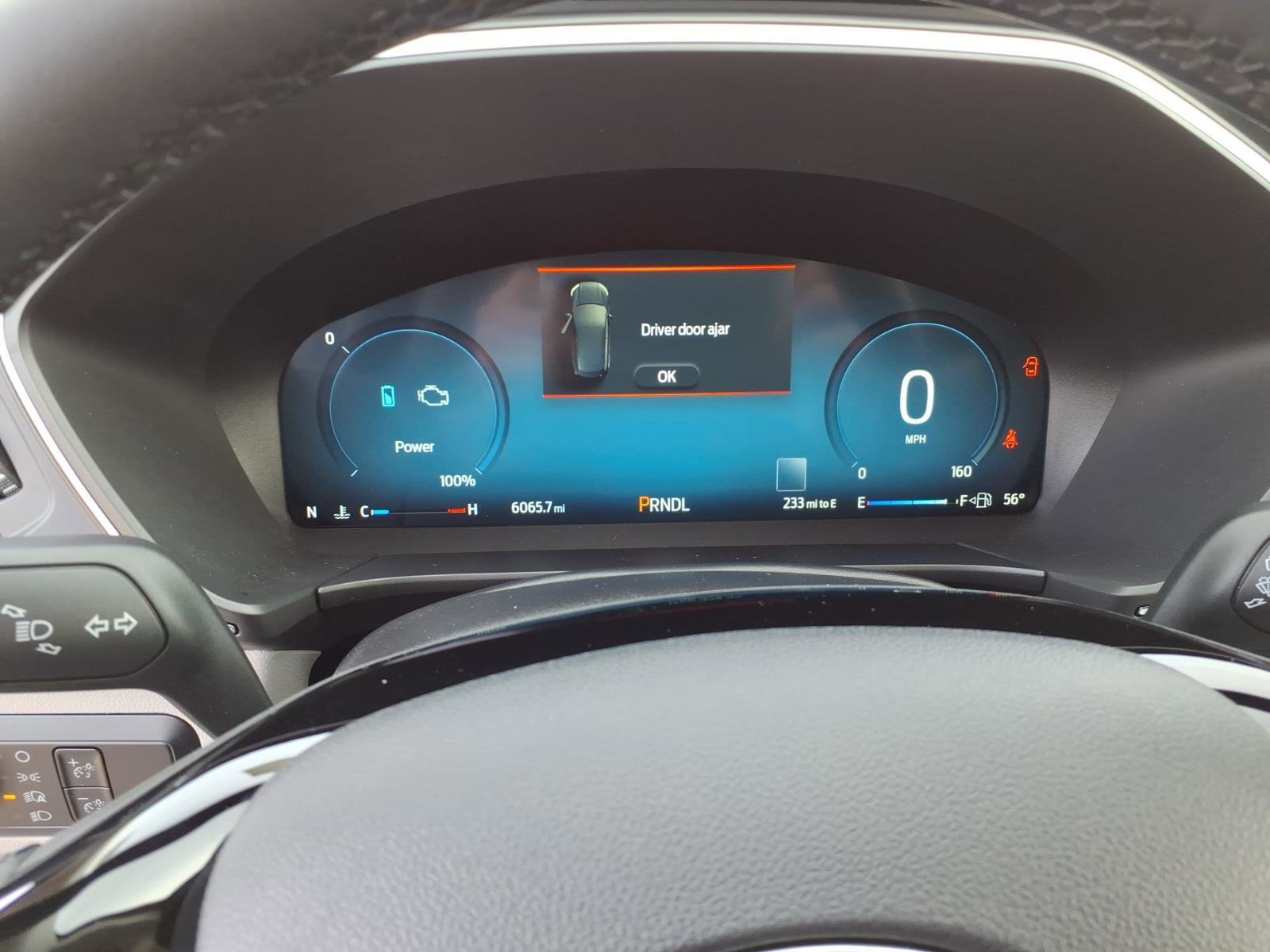 Certified 2025 Ford Escape Platinum w/ Premium Technology Package image 15