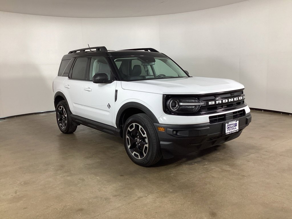 Certified 2024 Ford Bronco Sport Outer Banks w/ Tech Package AWD/4WD image 3