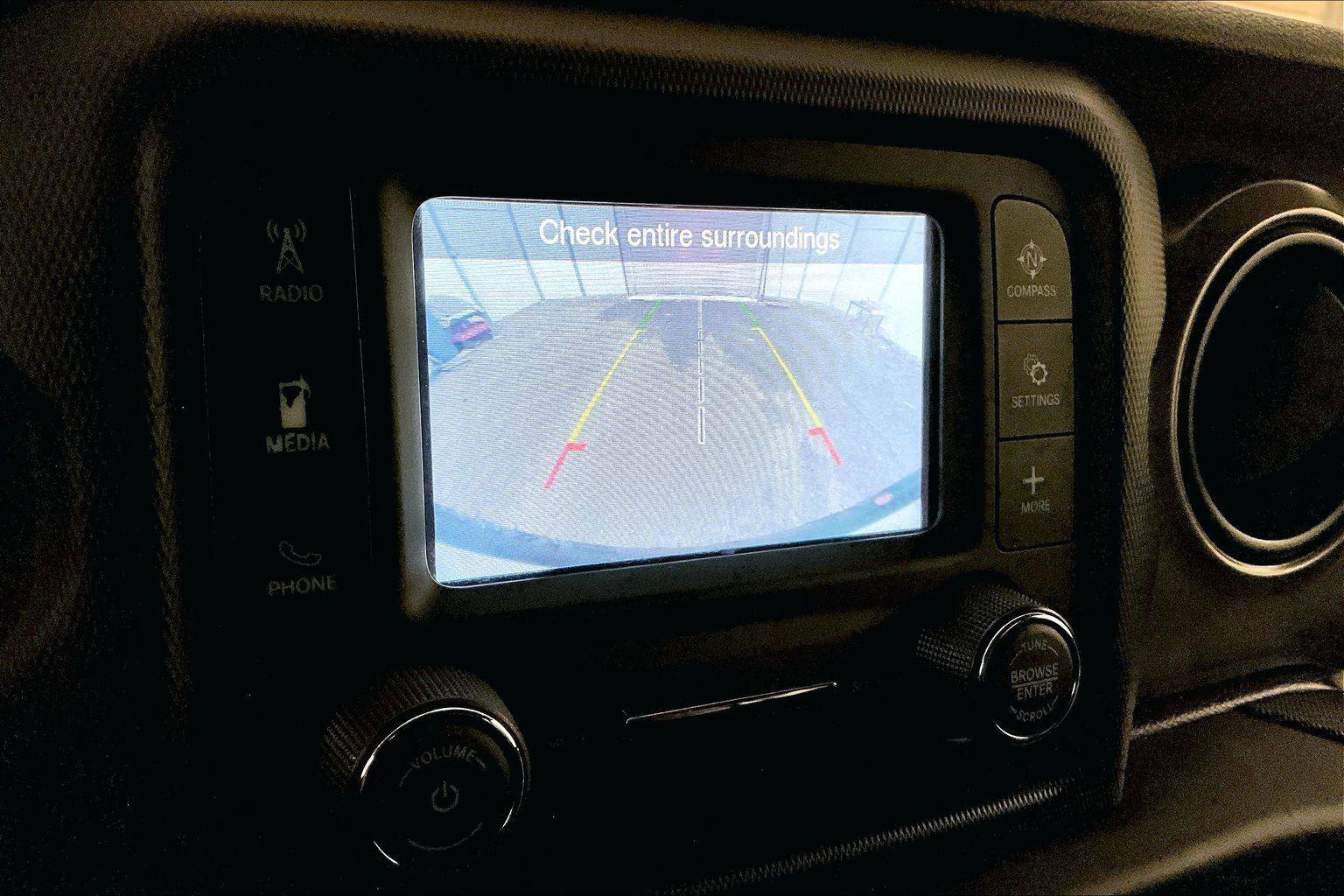 Used 2018 Jeep Wrangler Unlimited Sport S image 20