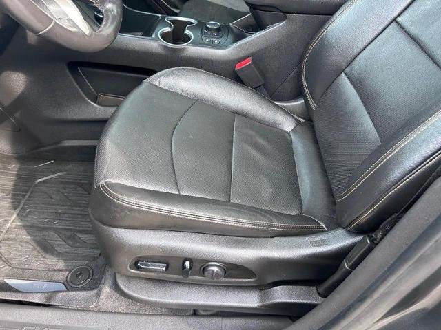 Used 2021 GMC Terrain SLT w/ Infotainment Package II image 23