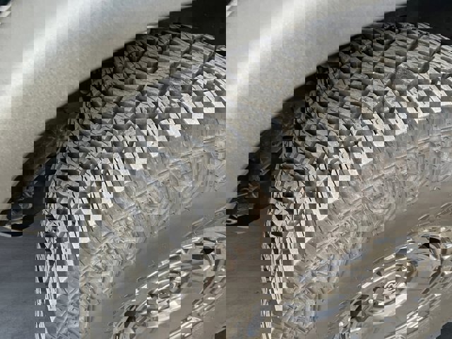 Certified 2024 Ford Bronco Everglades image 20