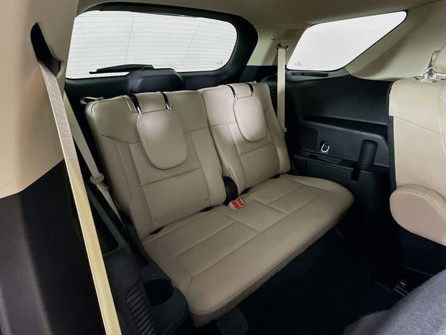 Certified 2023 Ford Explorer Limited w/ Limited Technology Package image 29